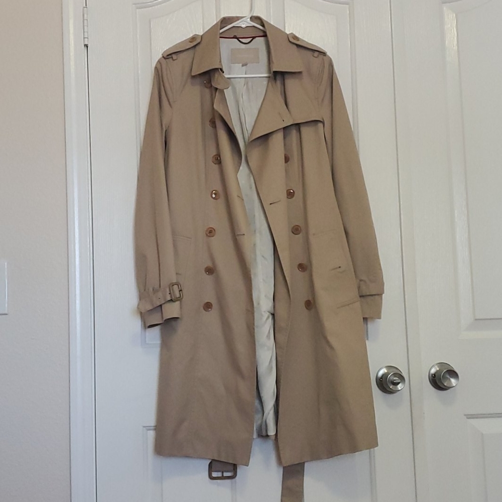 ❗SOLD❗Banana Republic Trench Coat